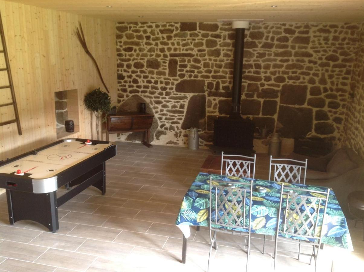 Les Rocailles Hotel La Foret-Auvray Ngoại thất bức ảnh