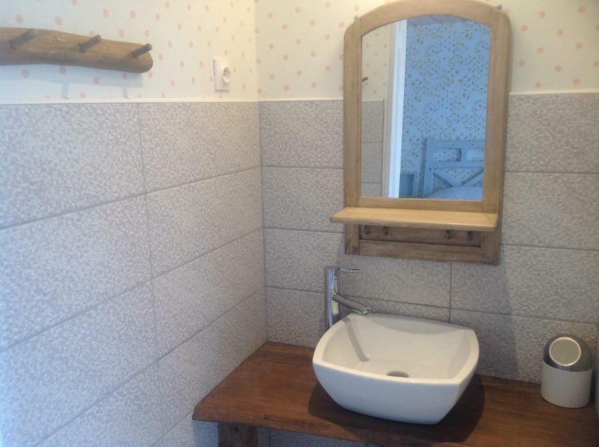 Les Rocailles Hotel La Foret-Auvray Ngoại thất bức ảnh