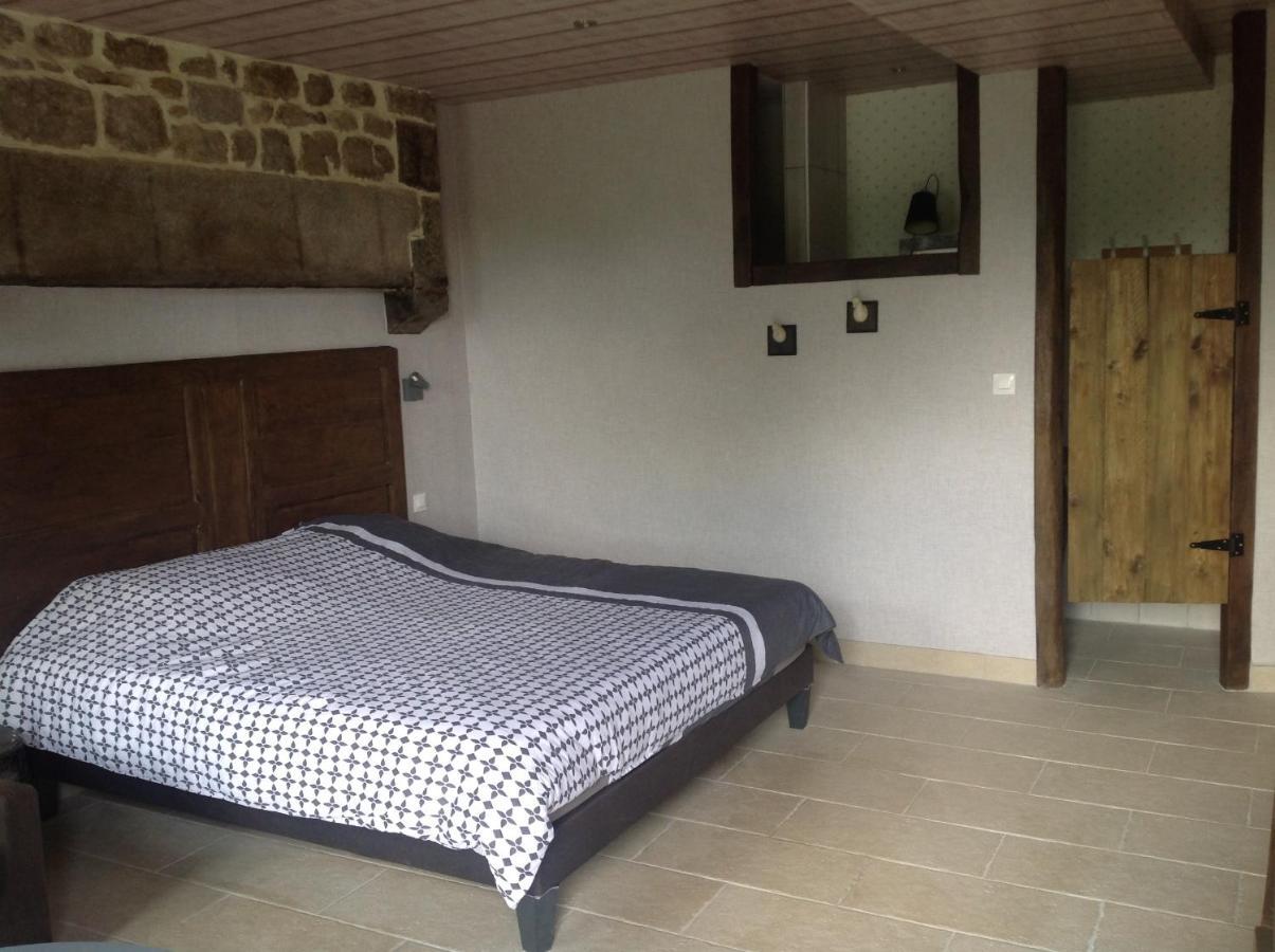 Les Rocailles Hotel La Foret-Auvray Ngoại thất bức ảnh