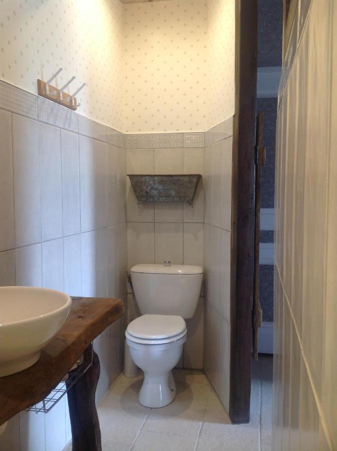 Les Rocailles Hotel La Foret-Auvray Ngoại thất bức ảnh